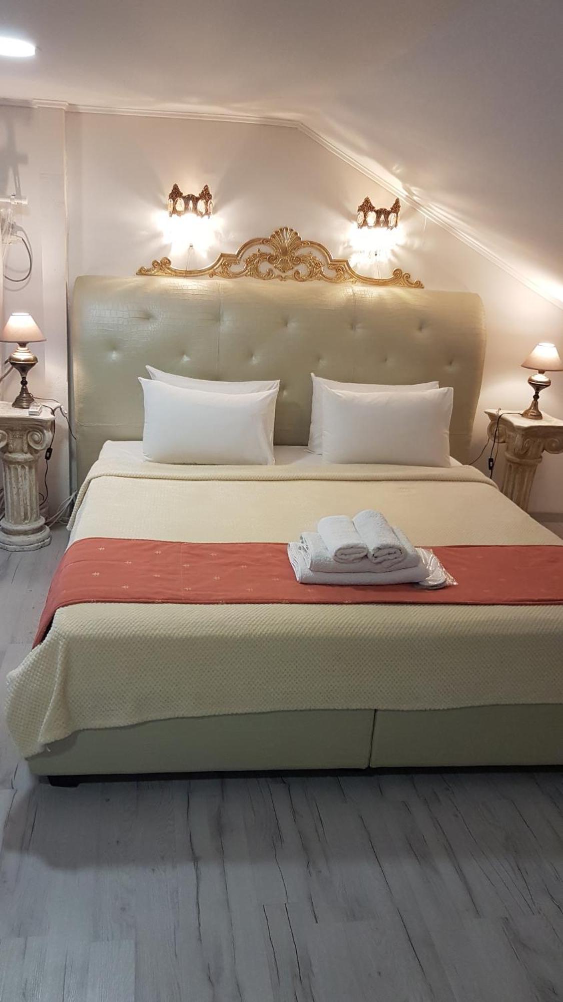 דירות ניאה מודאניה Royal House מראה חיצוני תמונה